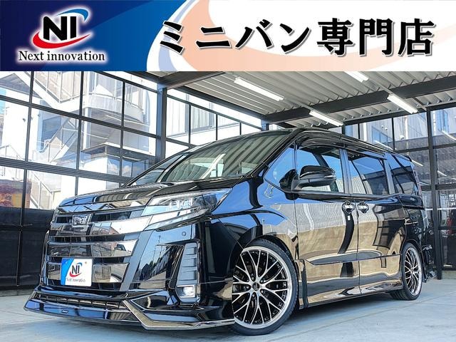 Toyota NOAH 2018 — фото автомобиля 1
