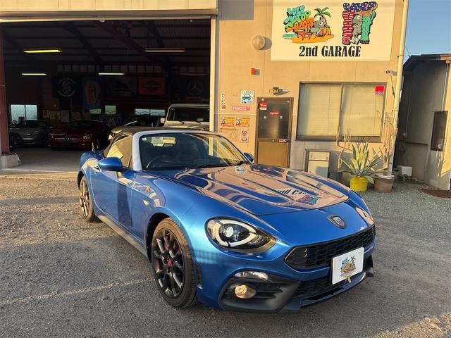 Abarth 124 SPIDER 2017 — фото автомобиля 1