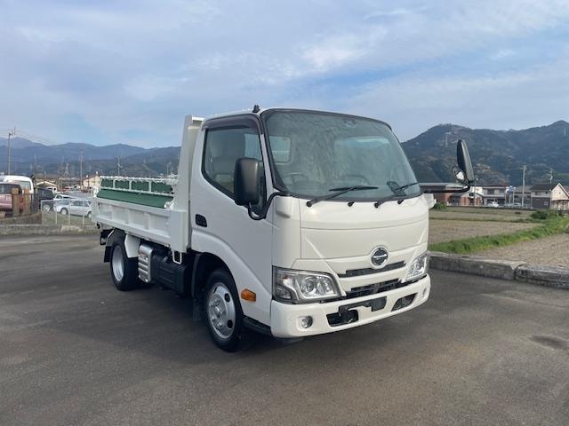 Hino DUTRO 2020 — фото автомобиля 1