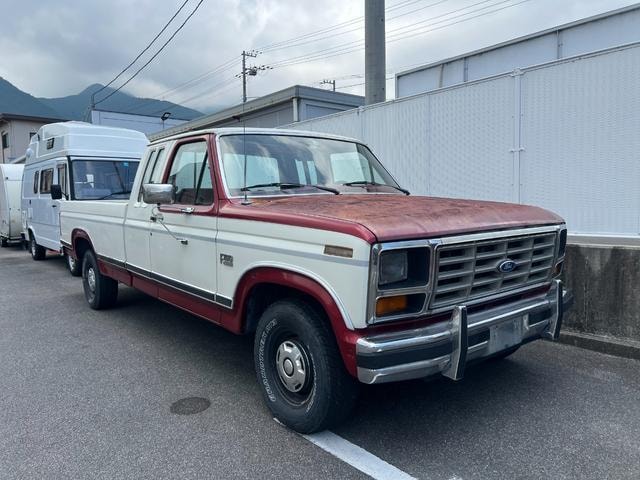 Ford F-150 1986 — фото автомобиля 1