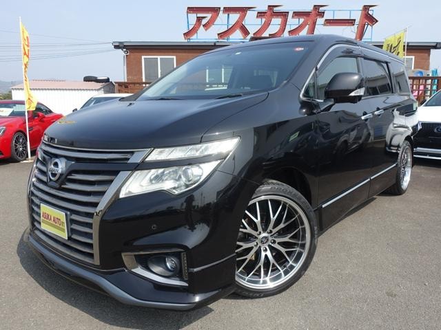 Nissan ELGRAND 2016 — фото автомобиля