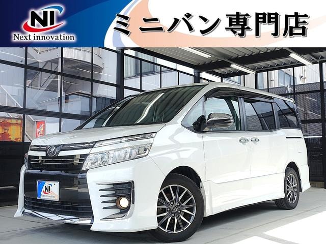 Toyota VOXY 2015 — фото автомобиля 1