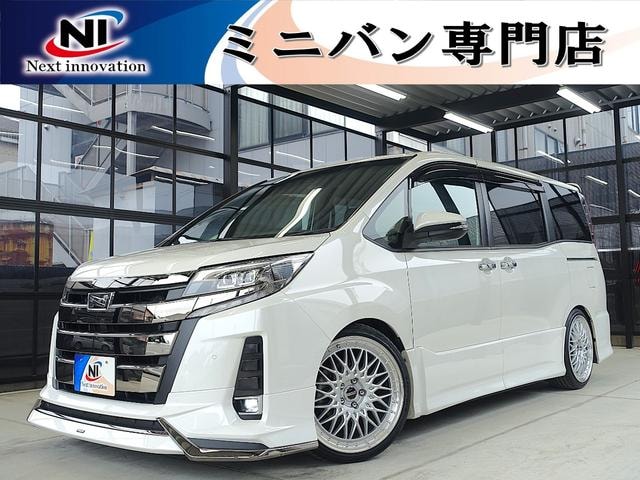 Toyota NOAH 2019 — фото автомобиля 1