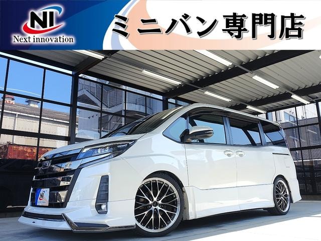 Toyota NOAH 2017 — фото автомобиля 1
