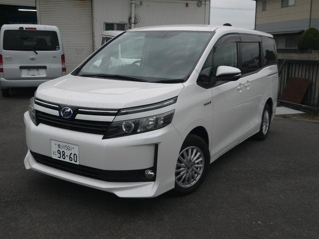Toyota VOXY 2015 — фото автомобиля 1