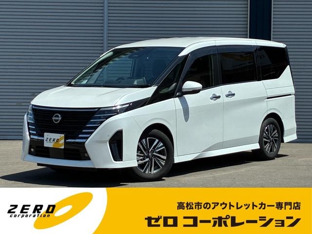 Nissan SERENA 2024 — фото автомобиля 1