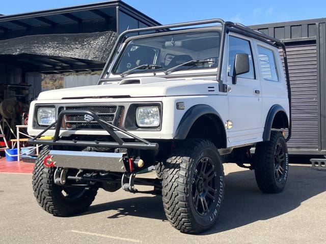 Suzuki JIMNY 1992 — фото автомобиля 1