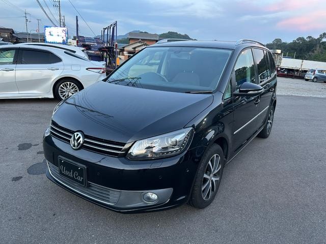 Volkswagen GOLF TOURAN 2015 — фото автомобиля