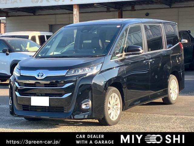 Toyota NOAH 2022 — фото автомобиля