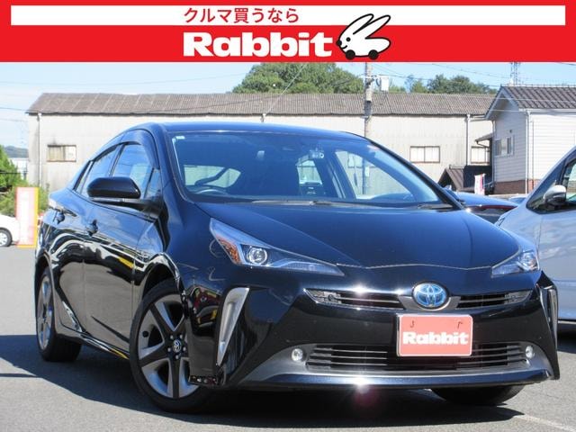 Toyota PRIUS 2020 — фото автомобиля 1