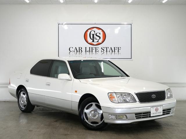 Toyota CELSIOR 2000 — фото автомобиля 1