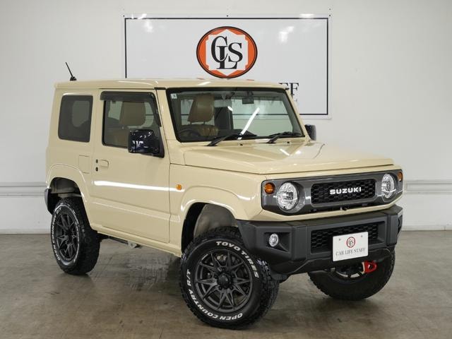 Suzuki JIMNY 2023 — фото автомобиля 1