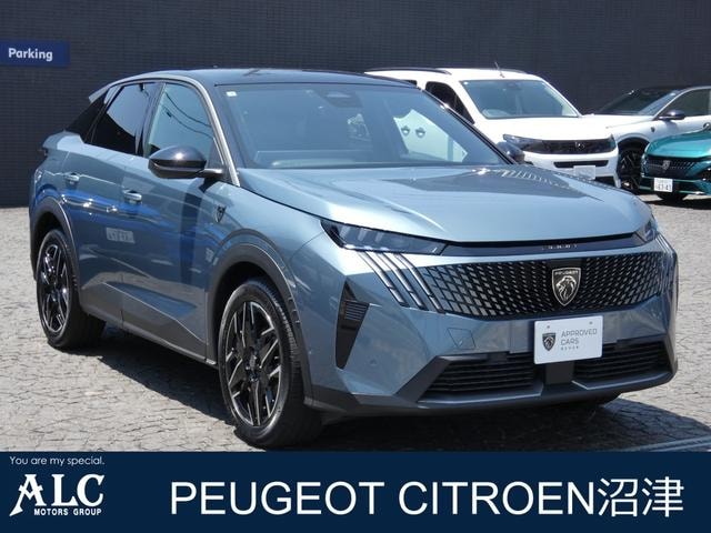 Peugeot 3008 2025 — фото автомобиля