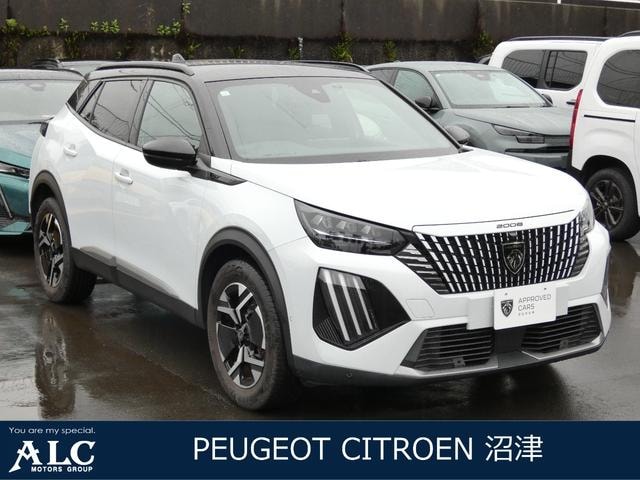 Peugeot 2008 2023 — фото автомобиля