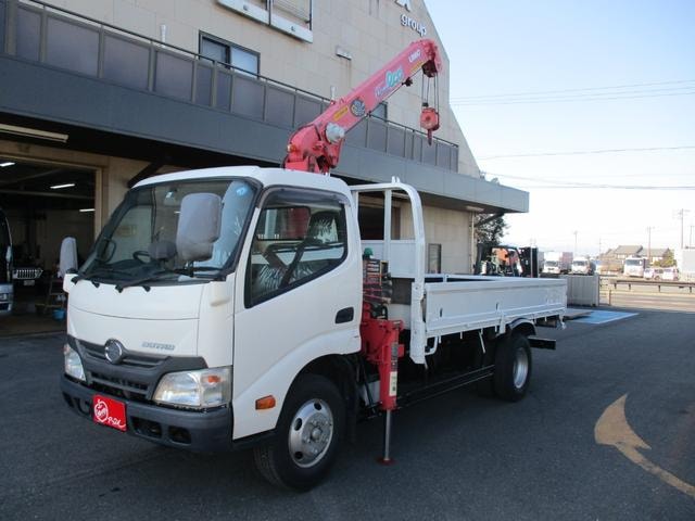 Hino DUTRO 2014 — фото автомобиля 1