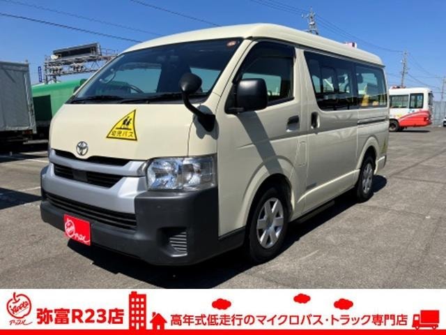 Toyota HIACE WAGON 2020 — фото автомобиля