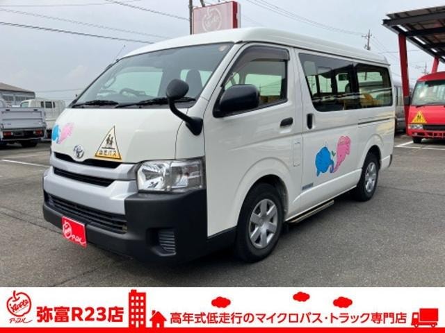 Toyota HIACE WAGON 2018 — фото автомобиля