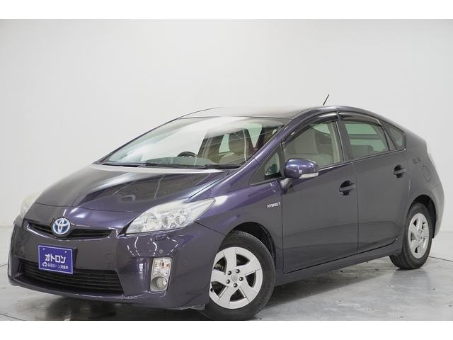 Toyota PRIUS 2011 — фото автомобиля