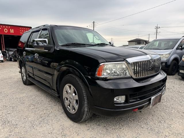 Lincoln NAVIGATOR 2005 — фото автомобиля