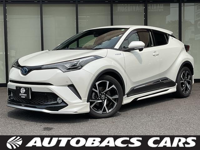 Toyota C-HR 2017 — фото автомобиля