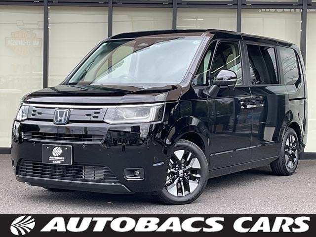 Honda STEPWAGON 2025 — фото автомобиля 1