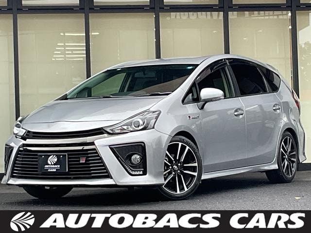 Toyota PRIUS ALPHA 2020 — фото автомобиля