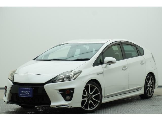 Toyota PRIUS 2012 — фото автомобиля 1