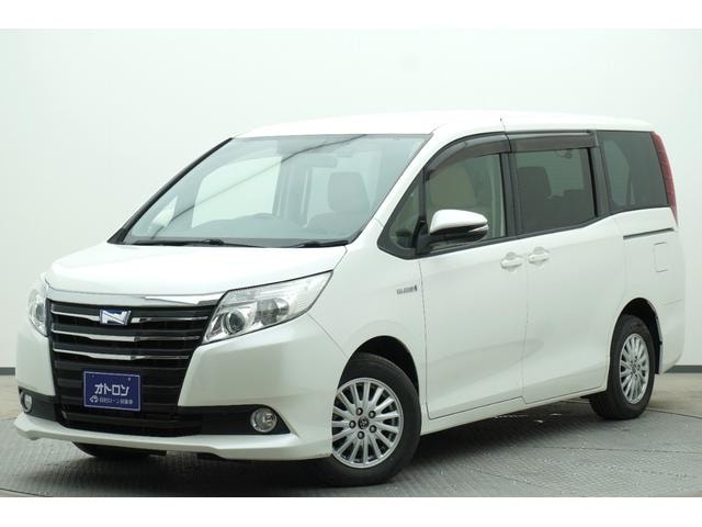 Toyota NOAH 2015 — фото автомобиля 1