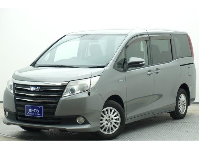 Toyota NOAH 2015 — фото автомобиля 1