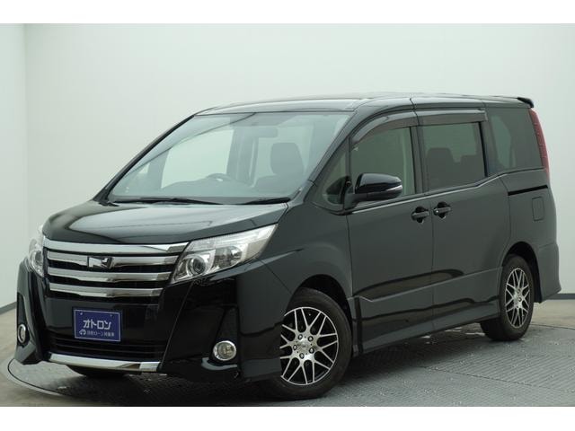Toyota NOAH 2015 — фото автомобиля 1