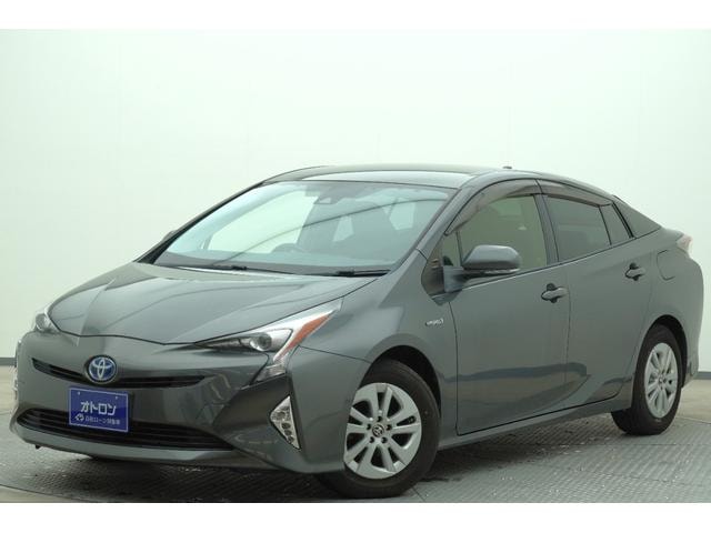 Toyota PRIUS 2016 — фото автомобиля 1