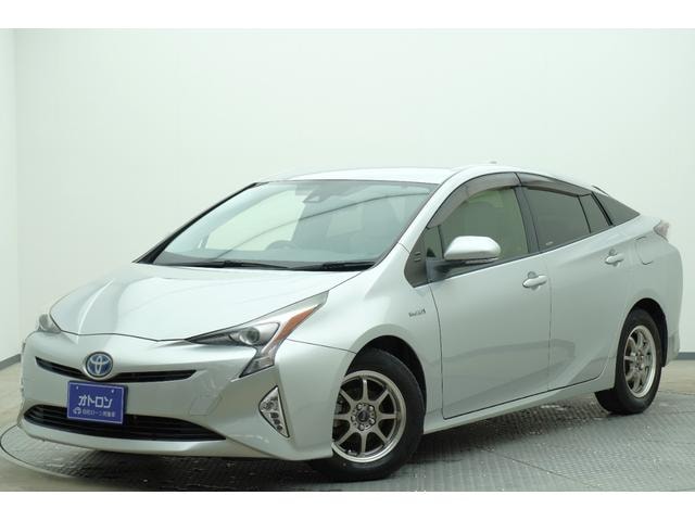 Toyota PRIUS 2016 — фото автомобиля