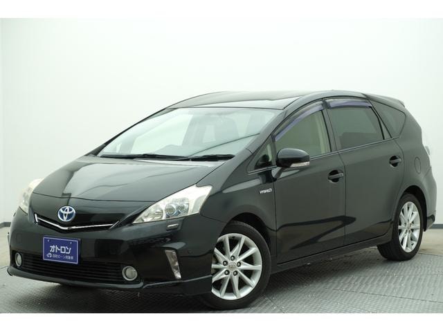 Toyota PRIUS ALPHA 2012 — фото автомобиля