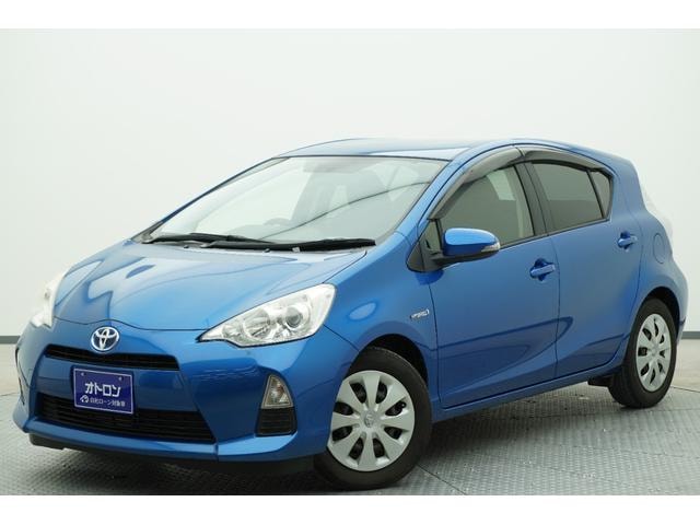 Toyota AQUA 2012 — фото автомобиля
