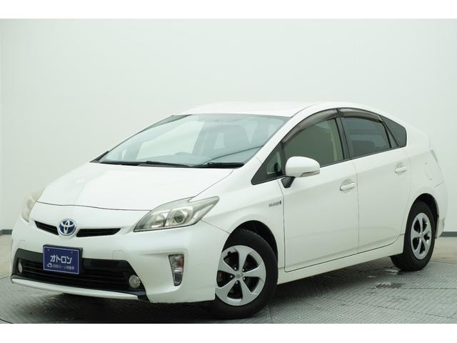 Toyota PRIUS 2012 — фото автомобиля