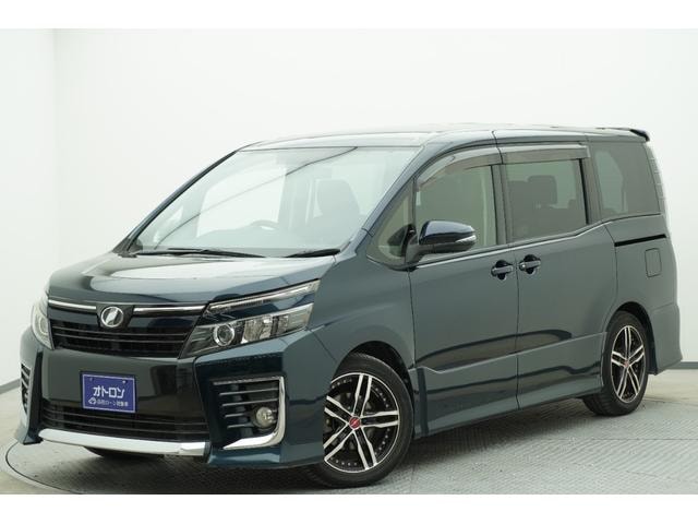 Toyota VOXY 2014 — фото автомобиля