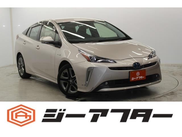 Toyota PRIUS 2019 — фото автомобиля 1