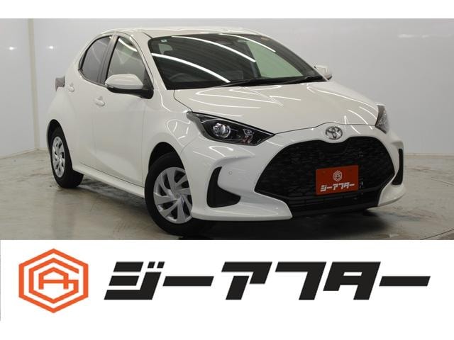 Toyota YARIS 2024 — фото автомобиля