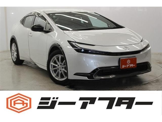Toyota PRIUS 2024 — фото автомобиля 1
