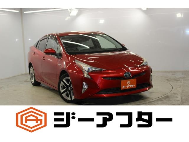 Toyota PRIUS 2015 — фото автомобиля 1
