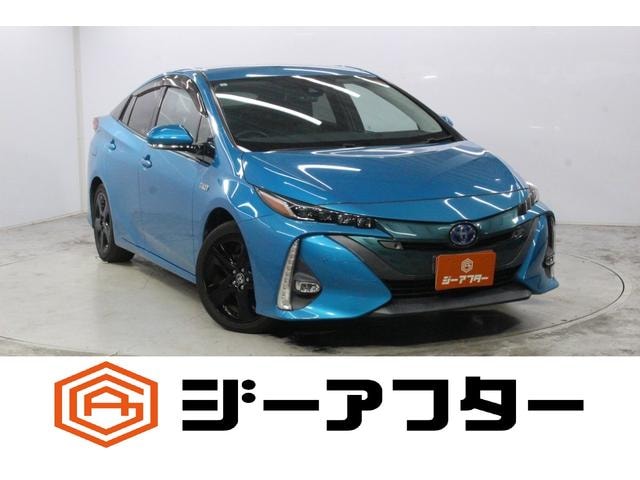 Toyota PRIUS PHV 2017 — фото автомобиля