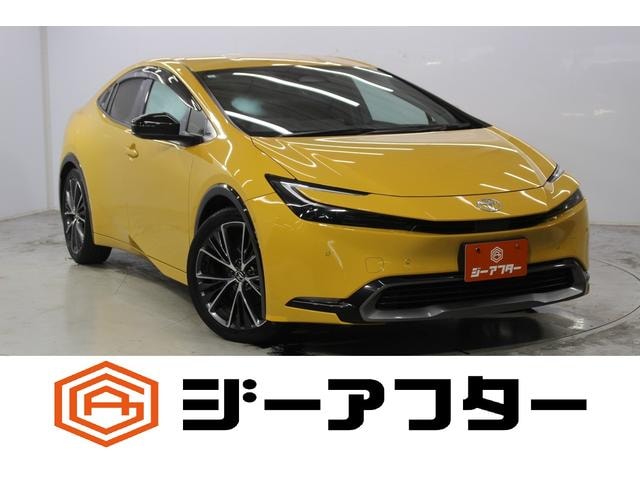 Toyota PRIUS 2023 — фото автомобиля 1