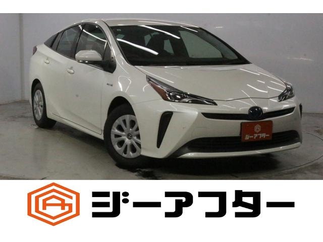Toyota PRIUS 2019 — фото автомобиля 1