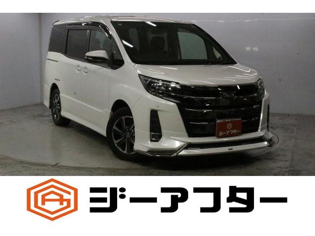 Toyota NOAH 2018 — фото автомобиля 1