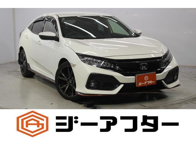 Honda CIVIC 2019 — фото автомобиля 1