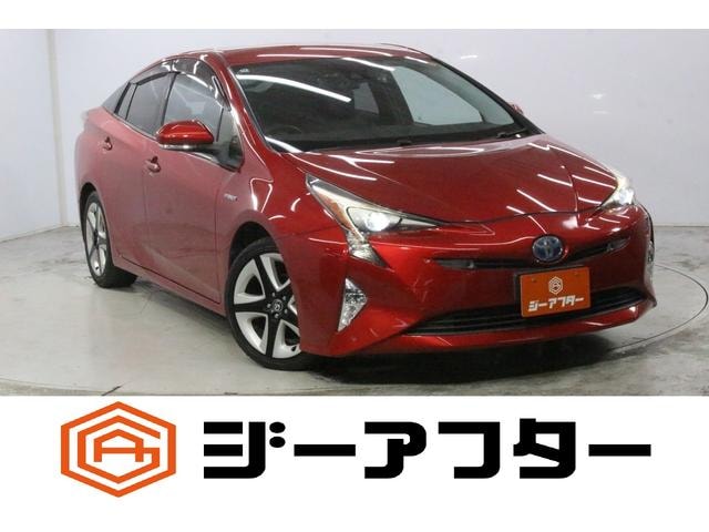 Toyota PRIUS 2016 — фото автомобиля 1