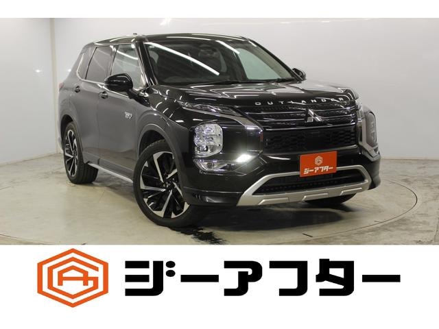 Mitsubishi OUTLANDER PHEV 2021 — фото автомобиля