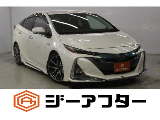 Toyota PRIUS PHV 2017 — фото автомобиля