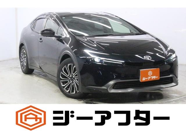 Toyota PRIUS 2023 — фото автомобиля 1