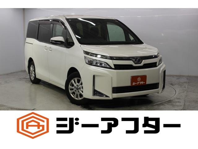 Toyota VOXY 2017 — фото автомобиля 1